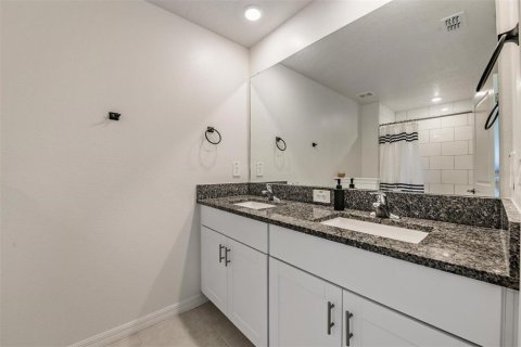 Adosado en venta en Parrish, Florida, 3 dormitorios, 154.78 m2 № 2116645 - foto 15