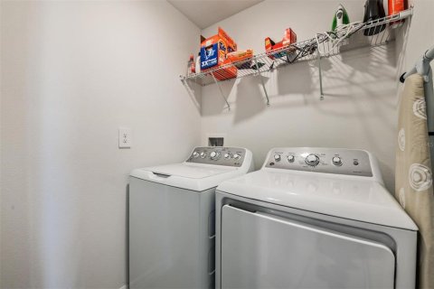 Adosado en venta en Parrish, Florida, 3 dormitorios, 154.78 m2 № 2116645 - foto 25