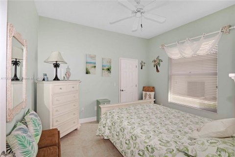 House in Homestead, Florida 3 bedrooms, 206.8 sq.m. № 1872032 - photo 12