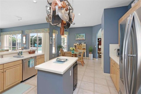 House in Homestead, Florida 3 bedrooms, 206.8 sq.m. № 1872032 - photo 6