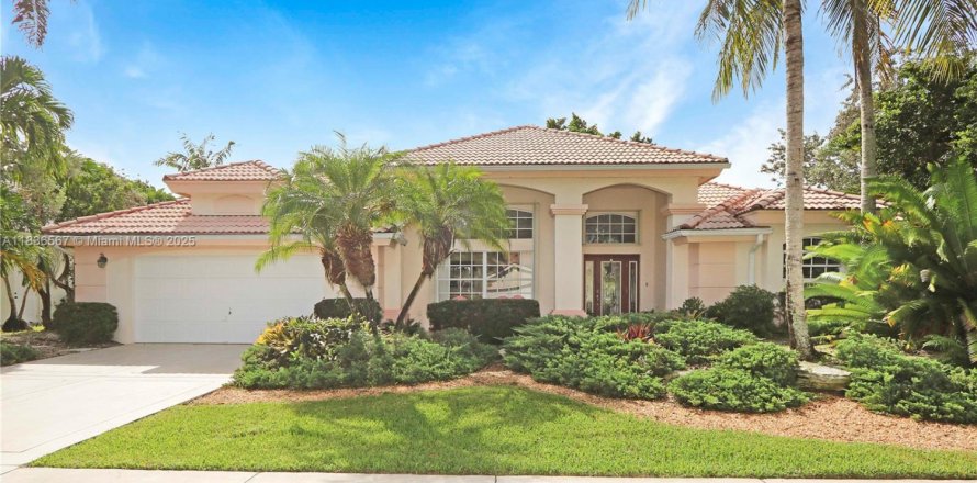 House in Homestead, Florida 3 bedrooms, 206.8 sq.m. № 1872032