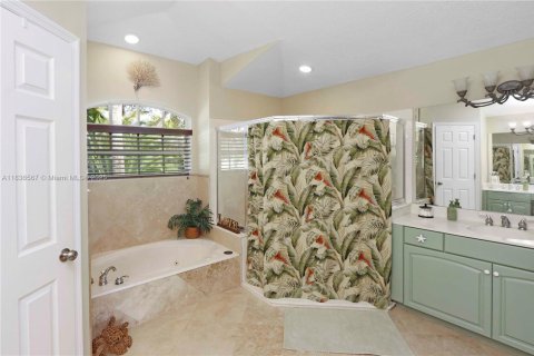 House in Homestead, Florida 3 bedrooms, 206.8 sq.m. № 1872032 - photo 16