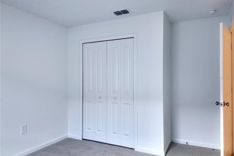 Casa en alquiler en Kissimmee, Florida, 4 dormitorios, 169.45 m2 № 1906779 - foto 15