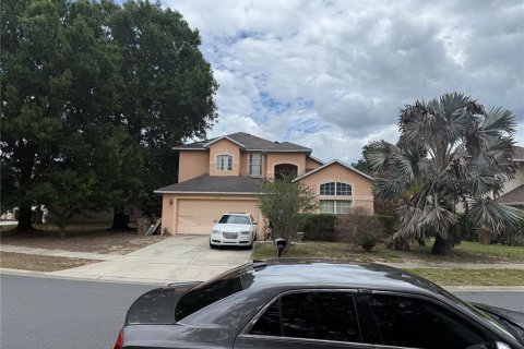 Villa ou maison à Kissimmee, Floride 5 chambres, 251.49 m2 № 2344511