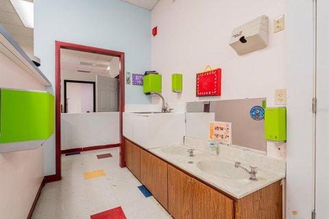 Immobilier commercial à vendre à Tampa, Floride: 769.97 m2 № 1842128 - photo 25