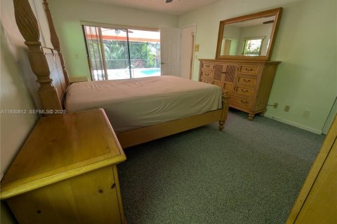 House in Coral Springs, Florida 4 bedrooms, 210.14 sq.m. № 1989512 - photo 23