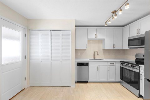 Dúplex en venta en Port Orange, Florida, 3 dormitorios, 96.62 m2 № 1760250 - foto 18