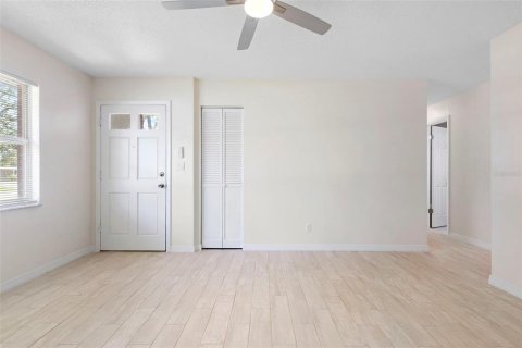 Dúplex en venta en Port Orange, Florida, 3 dormitorios, 96.62 m2 № 1760250 - foto 10