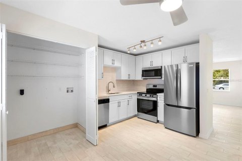 Dúplex en venta en Port Orange, Florida, 3 dormitorios, 96.62 m2 № 1760250 - foto 9
