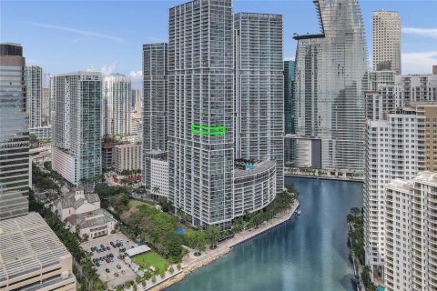 Condominio en venta en Miami, Florida, 3 dormitorios, 173.73 m2 № 1952029 - foto 4