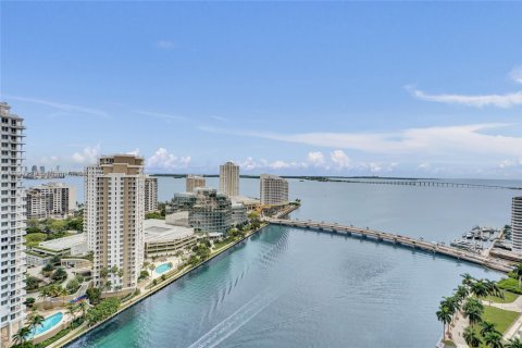 Condominio en venta en Miami, Florida, 3 dormitorios, 173.73 m2 № 1952029 - foto 12