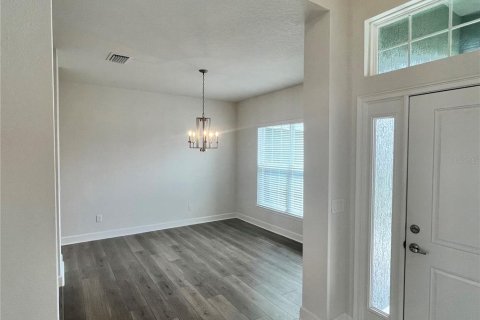 House in Summerfield, Florida 4 bedrooms, 216.46 sq.m. № 1904964 - photo 5