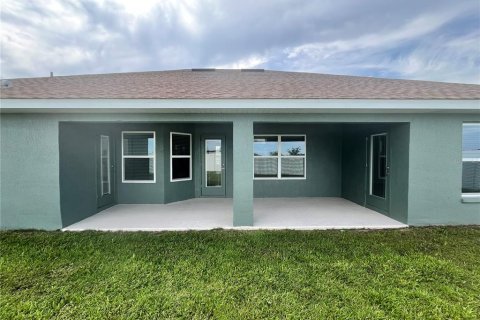 House in Summerfield, Florida 4 bedrooms, 216.46 sq.m. № 1904964 - photo 18
