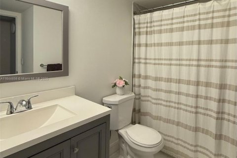 Condo in Miramar, Florida, 3 bedrooms  № 1753824 - photo 14