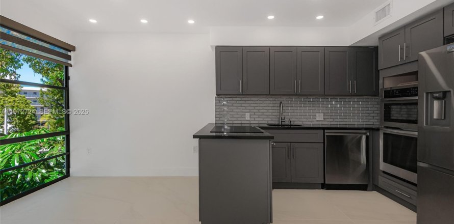 Condo à Sunny Isles Beach, Floride, 1 chambre № 2032951