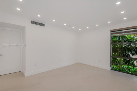 Copropriété à louer à Sunny Isles Beach, Floride: 1 chambre, 57.6 m2 № 2032951 - photo 20