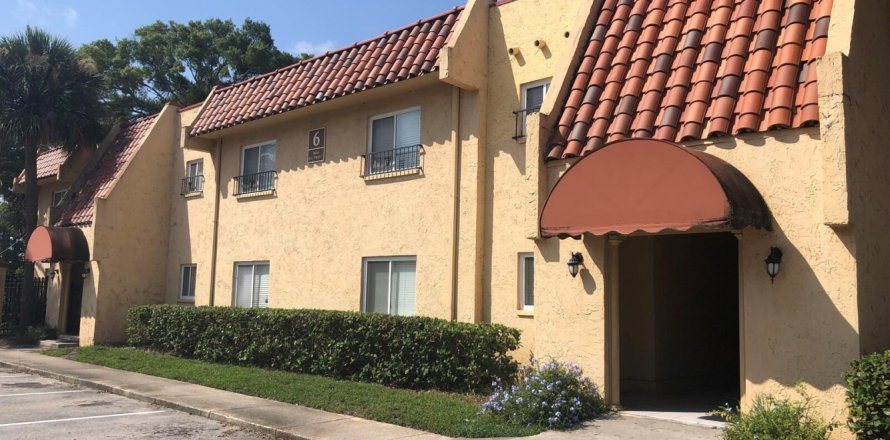 Condominio en Jacksonville, Florida, 2 dormitorios  № 820807