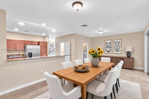 Купить таунхаус в Окленд-Парк, Флорида 3 спальни, 140.65м2, № 1898039 - фото 6