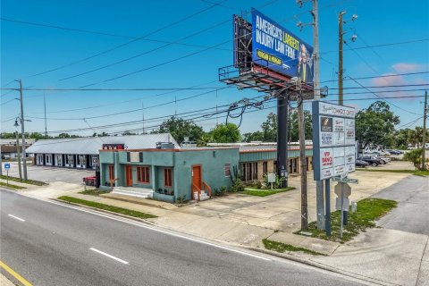 Commercial property in Longwood, Florida 297.47 sq.m. № 2095800 - photo 3