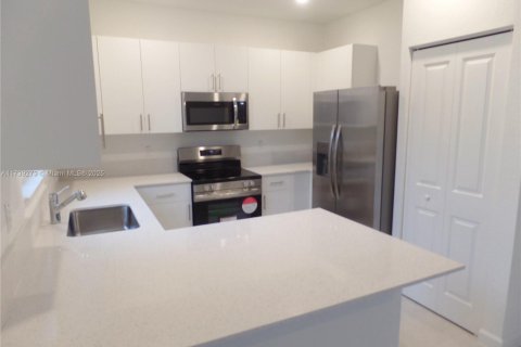 Touwnhouse à louer à Coral Springs, Floride: 3 chambres, 140.1 m2 № 1487748 - photo 8