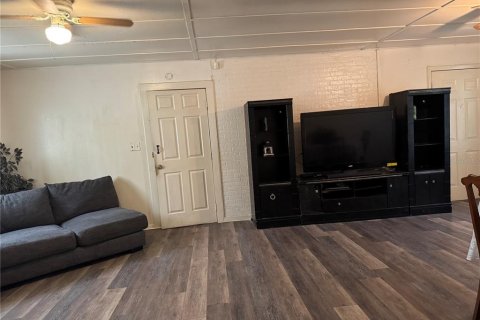 Casa en venta en Lakeland, Florida, 3 dormitorios, 146.79 m2 № 2144004 - foto 4