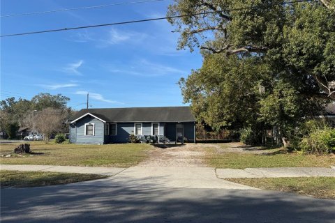 Casa en venta en Lakeland, Florida, 3 dormitorios, 146.79 m2 № 2144004 - foto 2