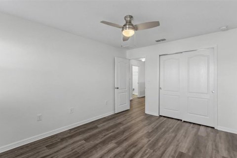 Casa en venta en Haines City, Florida, 5 dormitorios, 287.72 m2 № 2348011 - foto 20