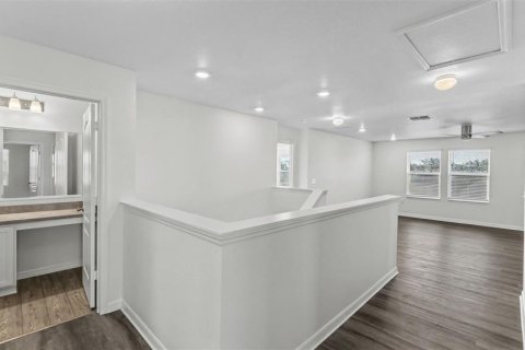 Casa en venta en Haines City, Florida, 5 dormitorios, 287.72 m2 № 2348011 - foto 19