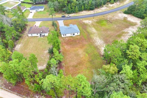 Villa ou maison à louer à Ocala, Floride: 4 chambres, 166.48 m2 № 2408463 - photo 21