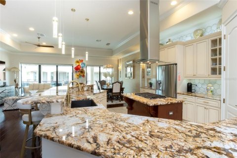 Villa ou maison à vendre à Redington Shores, Floride: 3 chambres, 232.26 m2 № 1866542 - photo 22