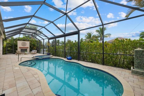 House in Bradenton, Florida 4 bedrooms, 286.6 sq.m. № 2400336 - photo 19