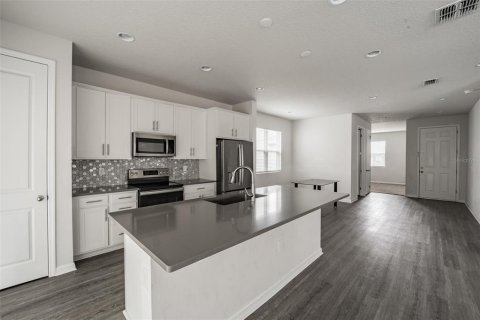Villa ou maison à vendre à Winter Haven, Floride: 4 chambres, 241.55 m2 № 1517658 - photo 4