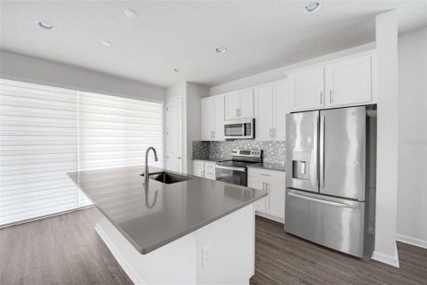Villa ou maison à vendre à Winter Haven, Floride: 4 chambres, 241.55 m2 № 1517658 - photo 6