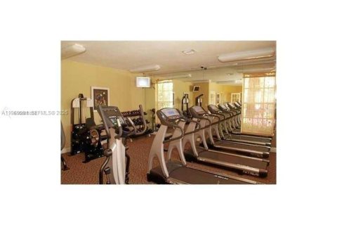 Condominio en alquiler en Pompano Beach, Florida, 1 dormitorio, 72.93 m2 № 2030779 - foto 9