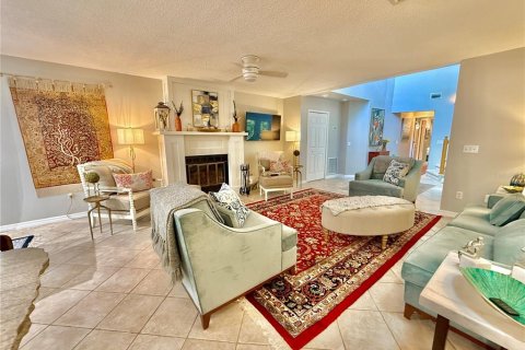 House in Flagler Beach, Florida 4 bedrooms, 239.69 sq.m. № 2122471 - photo 14