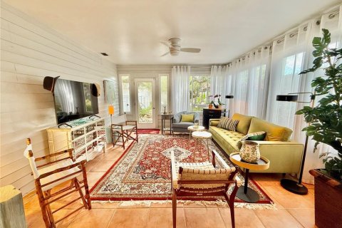 House in Flagler Beach, Florida 4 bedrooms, 239.69 sq.m. № 2122471 - photo 28