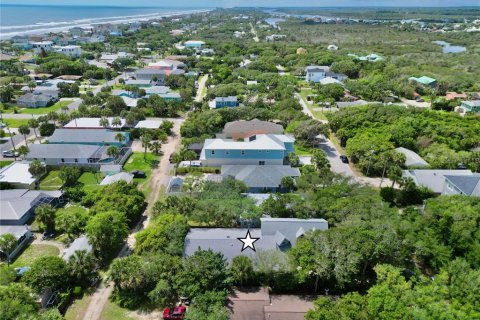 House in Flagler Beach, Florida 4 bedrooms, 239.69 sq.m. № 2122471 - photo 3