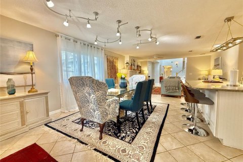 House in Flagler Beach, Florida 4 bedrooms, 239.69 sq.m. № 2122471 - photo 20