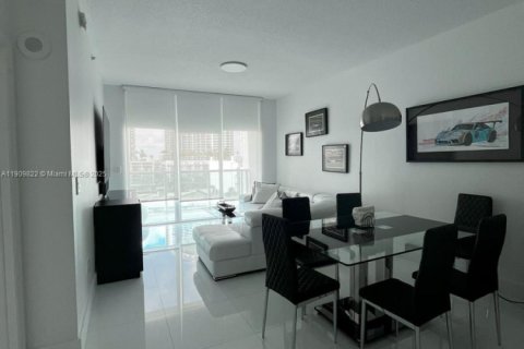 Copropriété à louer à Miami, Floride: 1 chambre, 72 m2 № 1965465 - photo 6
