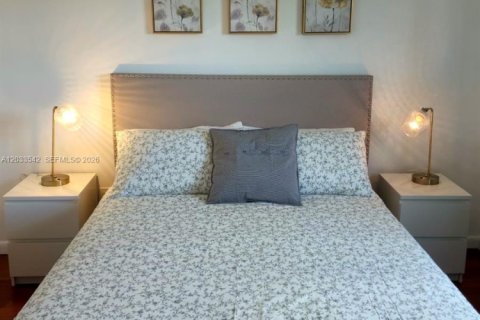 Copropriété à louer à Miami Beach, Floride: 1 chambre, 63.17 m2 № 2077991 - photo 12