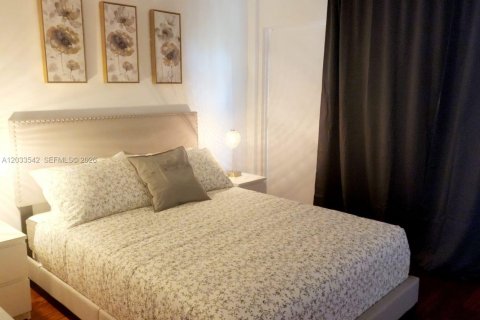 Copropriété à louer à Miami Beach, Floride: 1 chambre, 63.17 m2 № 2077991 - photo 9