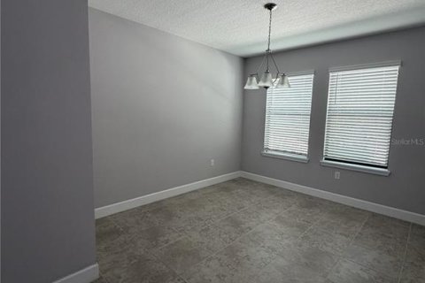 Touwnhouse à louer à Kissimmee, Floride: 3 chambres, 147.81 m2 № 2425993 - photo 4
