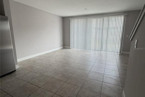 Touwnhouse à louer à Kissimmee, Floride: 3 chambres, 147.81 m2 № 2425993 - photo 5