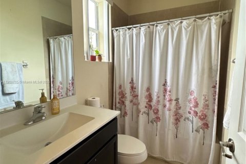 Touwnhouse à vendre à Homestead, Floride: 3 chambres, 126.81 m2 № 1965381 - photo 25