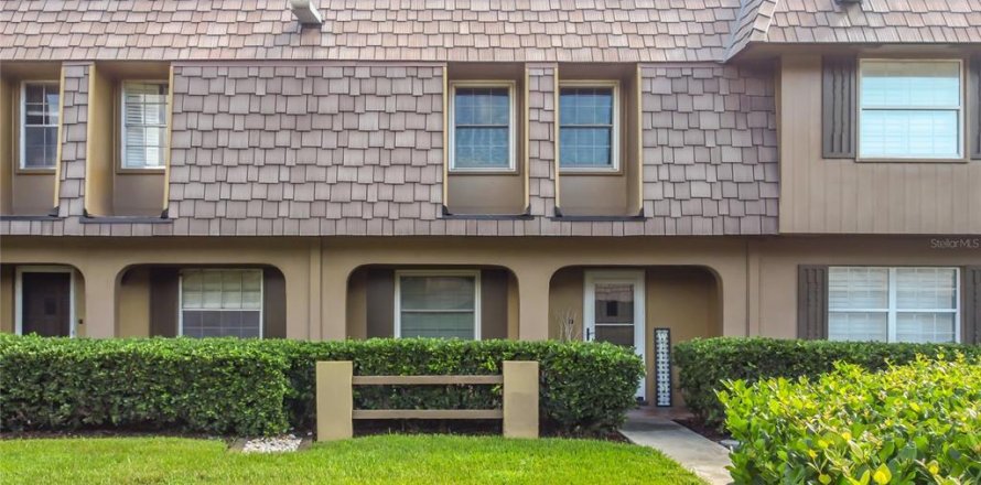 Townhouse in Orlando, Florida 2 bedrooms, 111.48 sq.m. № 1845266