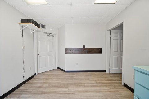 Commercial property in Tarpon Springs, Florida 198.07 sq.m. № 1849916 - photo 28
