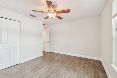 Apartamento en alquiler en Tarpon Springs, Florida, 2 dormitorios, 79.9 m2 № 1885403 - foto 7