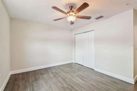 Apartamento en alquiler en Tarpon Springs, Florida, 2 dormitorios, 79.9 m2 № 1885403 - foto 6