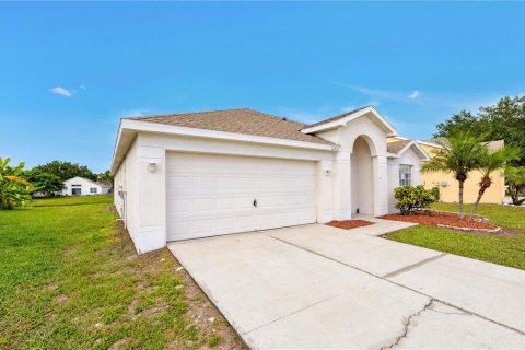 Villa ou maison à vendre à Riverview, Floride: 4 chambres, 179.86 m2 № 2419636 - photo 2