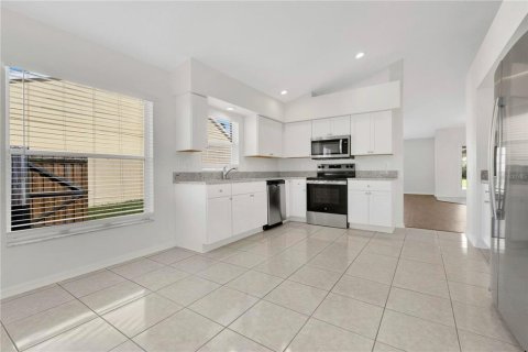 Villa ou maison à vendre à Riverview, Floride: 4 chambres, 179.86 m2 № 2419636 - photo 10